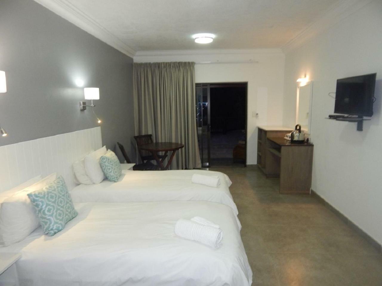 Hippo Lodge Apartments St Lucia Bagian luar foto