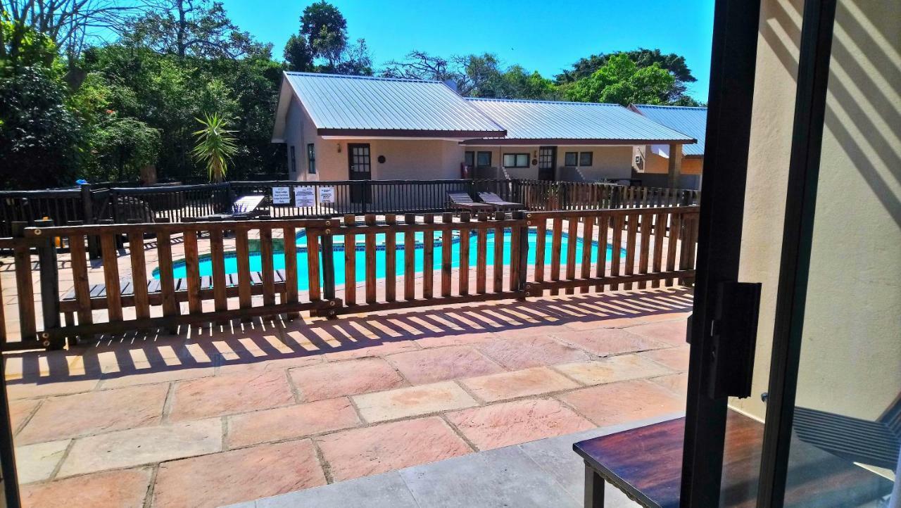 Hippo Lodge Apartments St Lucia Bagian luar foto