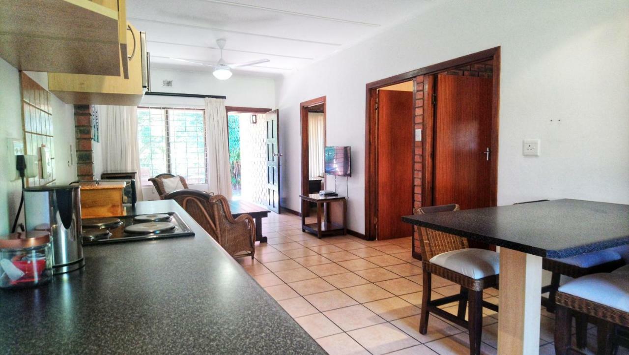 Hippo Lodge Apartments St Lucia Bagian luar foto